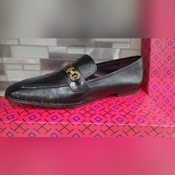Tory Burch Black Leather Loafers with Gold Accent - Picture 6 of 6